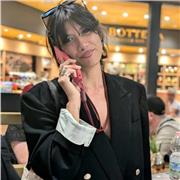 Ciao! Laureata in lettere offre ripetizioni o aiuto compiti in inglese (ho studiato in uk), italiano, geostoria o latino!